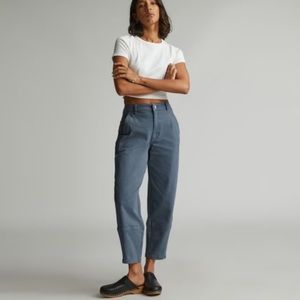 Everlane The Utility Barrel Pant in Faded Blue NWOT Size 4